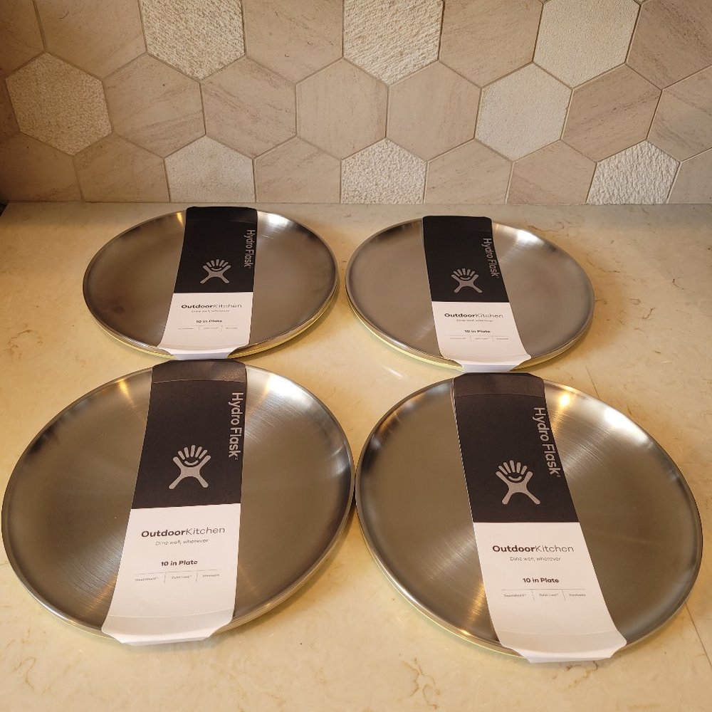 Hydro Flask Outdoor Kitchen Plates - 10 Inch - Set of 4 Plates